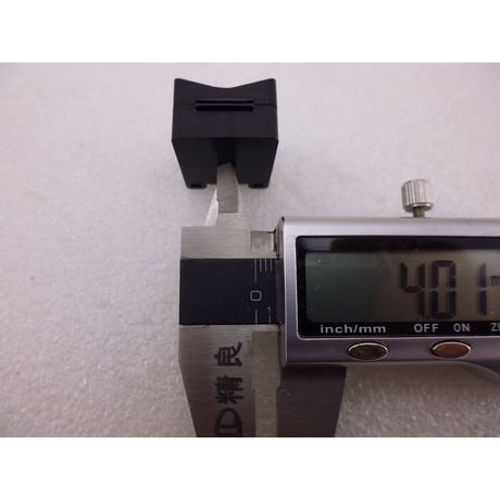 5個セット  丸ブーム用 Φ5アンテナエレメントホルダー  ( ZHW-784 )