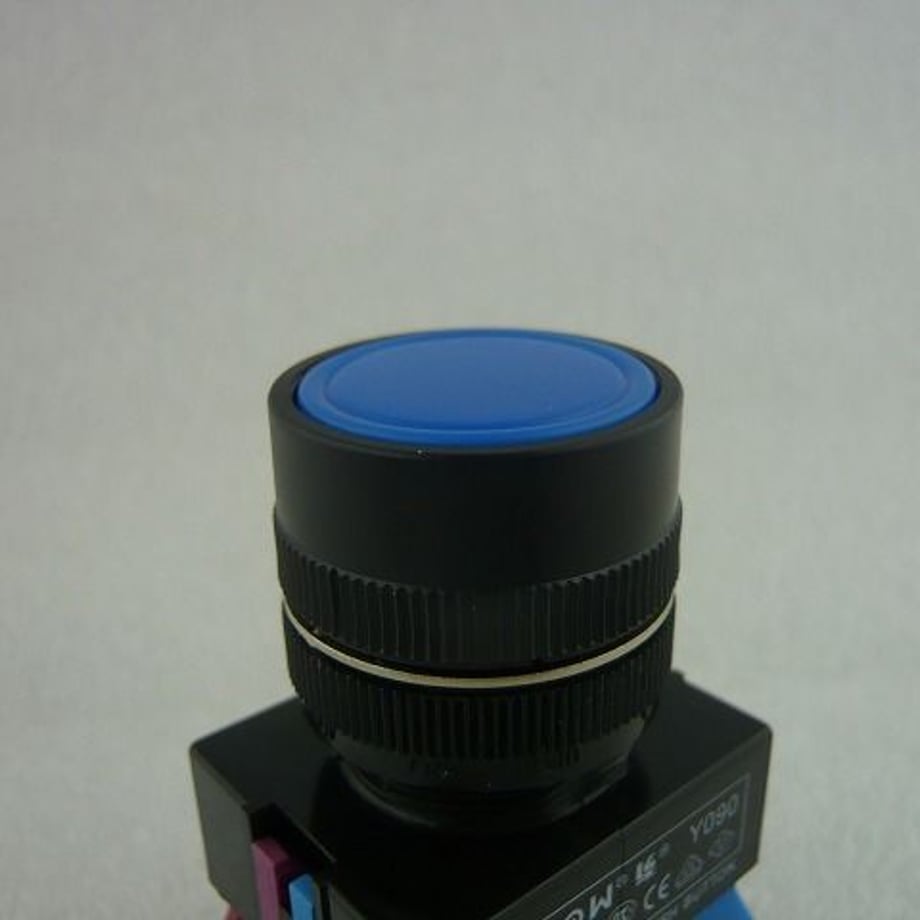5ce875cc0376c61af1e4ee1c