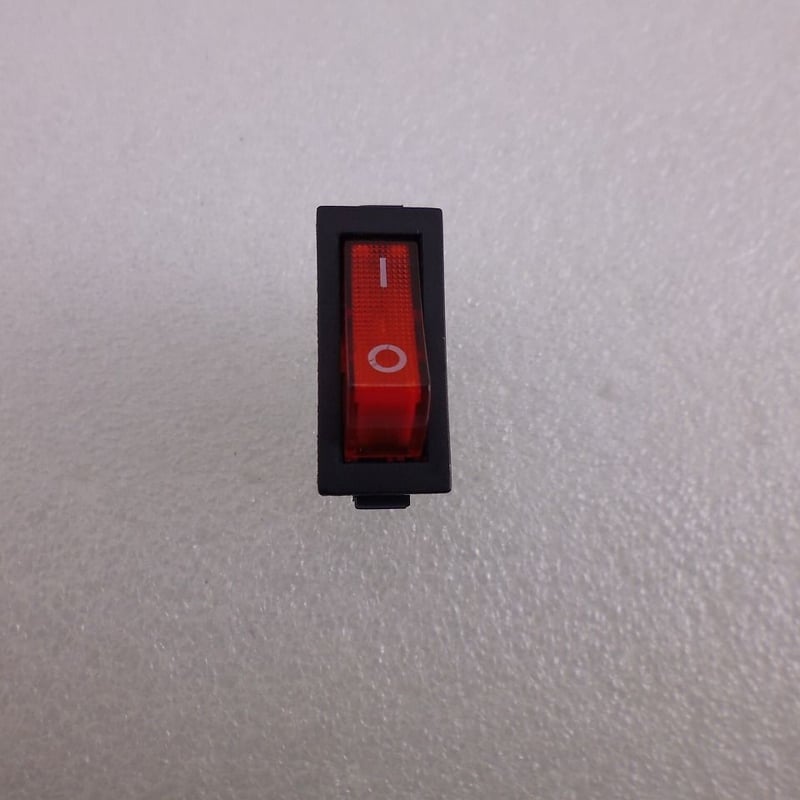 KCD3-1013P-A 角型スリム ロッカースイッチ 赤 ランプ付 ( ZHW