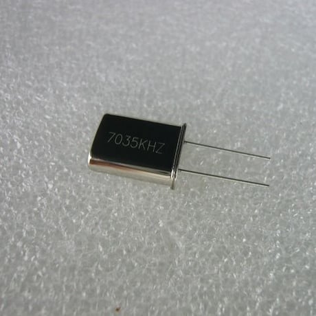 7035KHz HC-49U Type 水晶振動子  ( ZHW-HAM-018 )