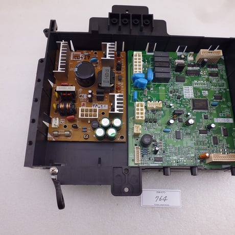 部品取り用 RL4無し ノーリツ給湯器OTQ-305Y 用制御ユニット 取り外し品 A JUNK ( ZHW-ETC-764 )