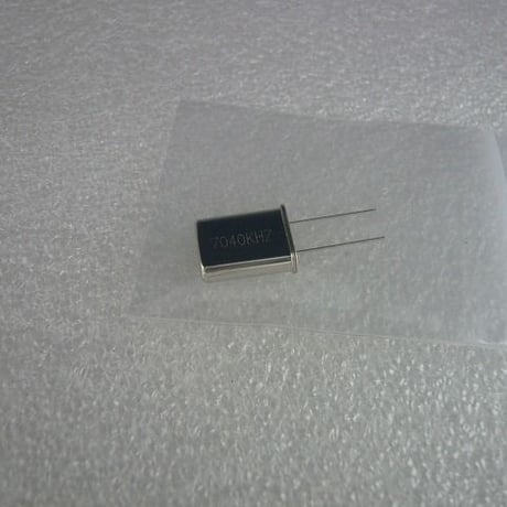 7040KHz HC-49U Type 水晶振動子  ( ZHW-HAM-019 )