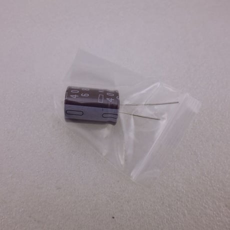 68μF / 400V 立形電解コンデンサ  日本ケミコン製   ( ZHW-639 )