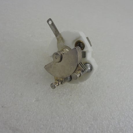 ミゼットバリコン 20pF　多摩電用製  ( ZHW-ETC-821 )
