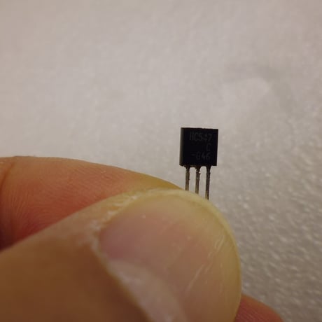 20個セットBC547C トランジスタ (ZHW-ETC-675)