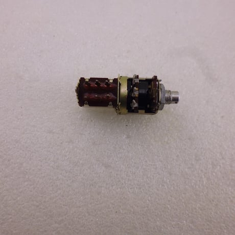 PUSH + 回転スイッチ付ボリューム B10K   ( ZHW-ETC-585 )