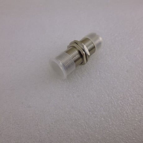 挟み込みタイプM型中継コネクタ（メスーメス） （ 途中フランジ無し 長ネジタイプ）( ZHW-547 )