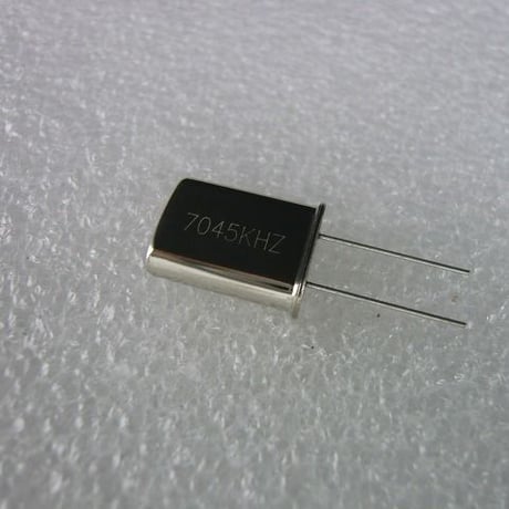 7045KHz HC-49U Type 水晶振動子 ( ZHW-HAM-020 )