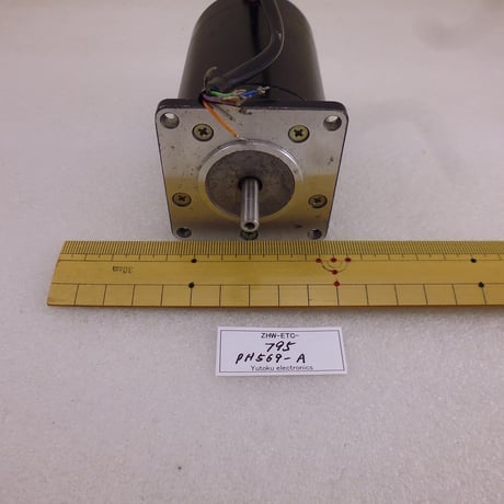 中古 ORIENTAL MOTOR PH569-A ステッピングモーター ( ZHW-ETC-795 )