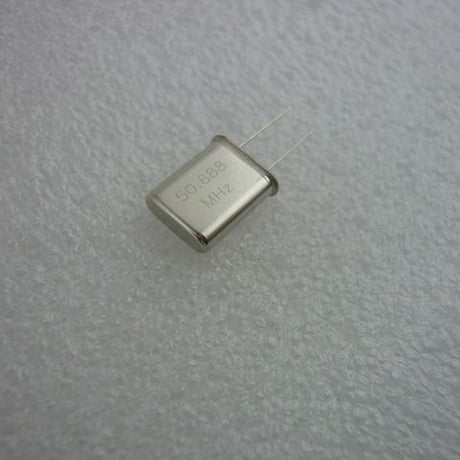 50.688MHz HC-49U Type 水晶振動子  ( ZHW-HAM-077 )
