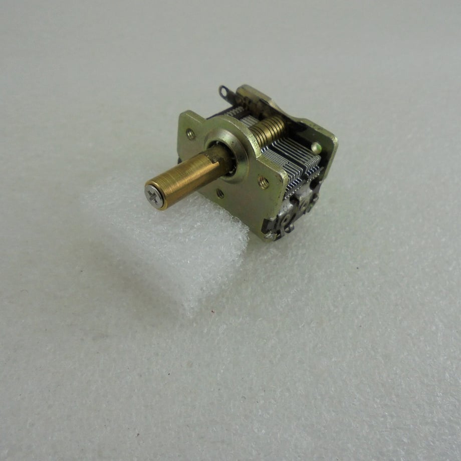 6a3a15d37ab8801cea01e8f5