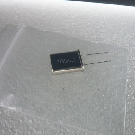 7035KHz HC-49U Type 水晶振動子  ( ZHW-HAM-018 )