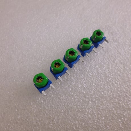 5個セット 30pFトリマコンデンサ L型 ( ZHW-ETC-676 )