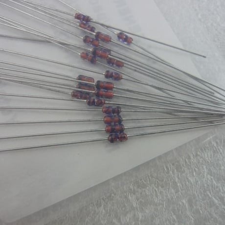 20本セット  HZ3A2   2.6V ツエナ-ダイオ-ド  Renesas ( ZHW-378 )