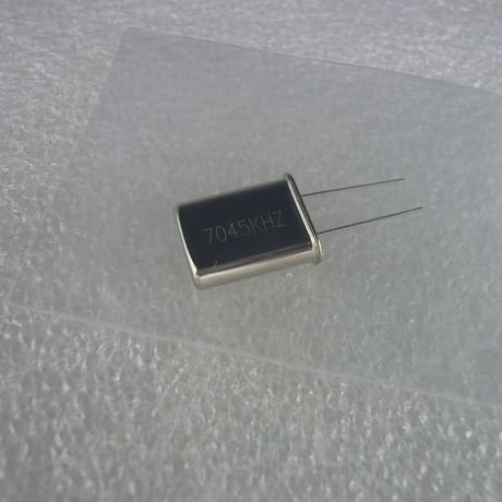 7045KHz HC-49U Type 水晶振動子 ( ZHW-HAM-020 )