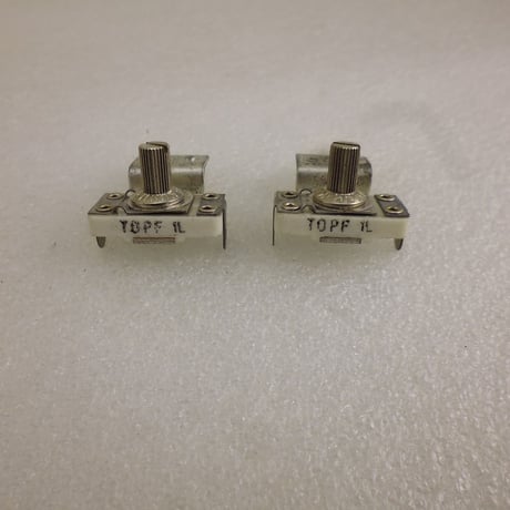 在庫 未使用品 2個セット タイトトリマコンデンサ 10pF　( ZHW-ETC-705 )