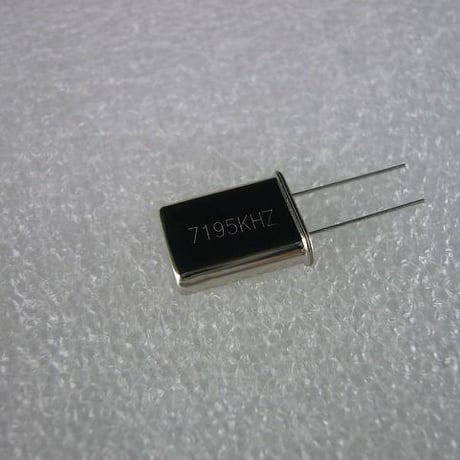 7195KHz HC-49U Type 水晶振動子   ( ZHW-HAM-023 )