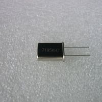 7195KHz HC-49U Type 水晶振動子   ( ZHW-HAM-023 )