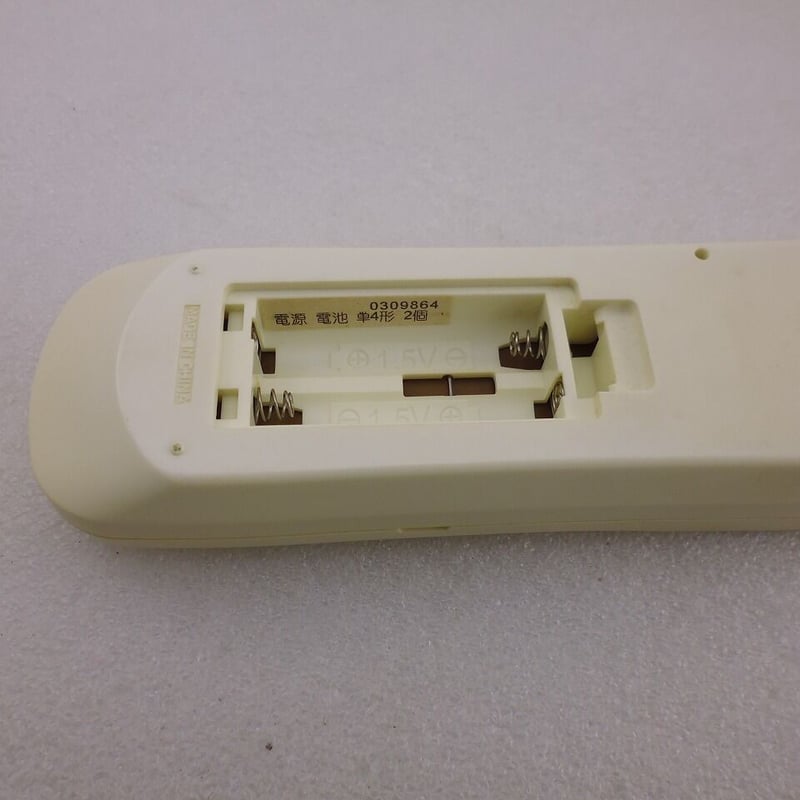 ARC443A1 DAIKIN エアコン リモコン中古 JUNK扱い ( ZHW-ETC-4 ARC443A1 DAIKIN エアコン リモコン中古 JUNK扱い ( ZHW-ETC-4