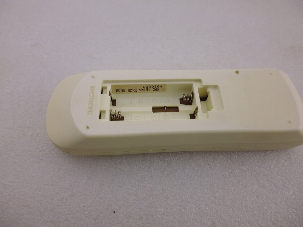 ARC443A1 DAIKIN エアコン リモコン中古 JUNK扱い ( ZHW-ETC-4 ARC443A1 DAIKIN エアコン リモコン中古 JUNK扱い ( ZHW-ETC-4