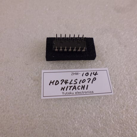 TTL IC HD74LS107P  HITACHI ( ZHW-1014 )