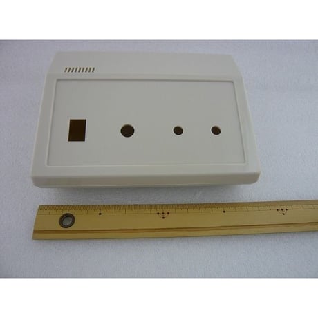 178×135×60mm 斜めプラスチックケース  ( ZHW-436 )