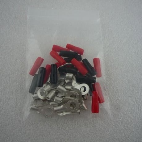20個セット  1.5-2.5mm2 線用 丸端子 赤/黒 絶縁キャップ付き  ( ZHW-445 )