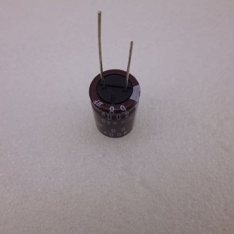 68μF / 400V 立形電解コンデンサ  日本ケミコン製   ( ZHW-639 )