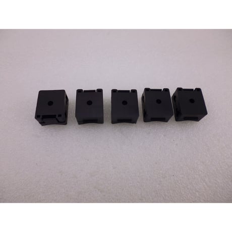 5個セット  丸ブーム用 Φ5アンテナエレメントホルダー  ( ZHW-784 )