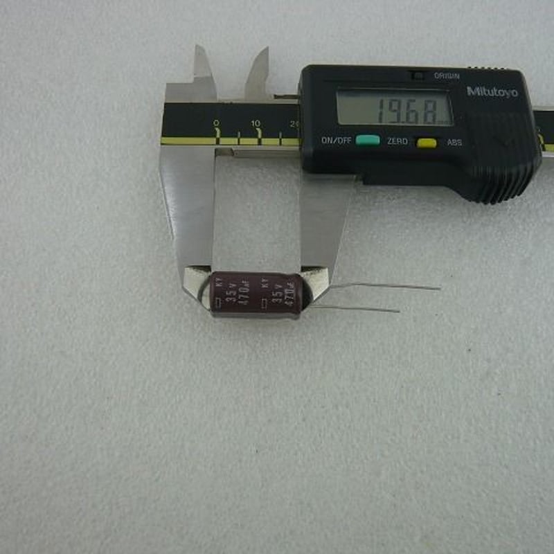 470μF / 35V 立形電解コンデンサ 日本ケミコン製 2pcs/pack