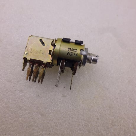 PUSH + 回転スイッチ付ボリューム B10K   ( ZHW-ETC-585 )