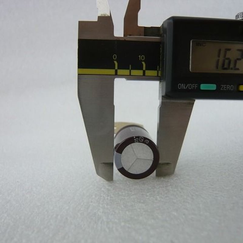 cameさま専用 22μF / 450V 立形電解コンデンサ 日本ケミコン製 ( ZHW-254