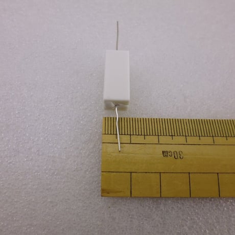 2個セット    680Ω - 5W セメント抵抗 ( ZHW-658 )
