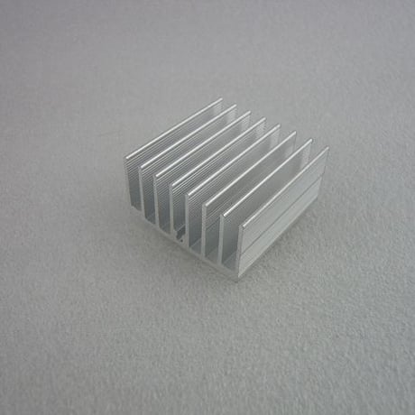放熱板 ヒートシンク  38(L)×40(W)×20(H) ( ZHW-093 )