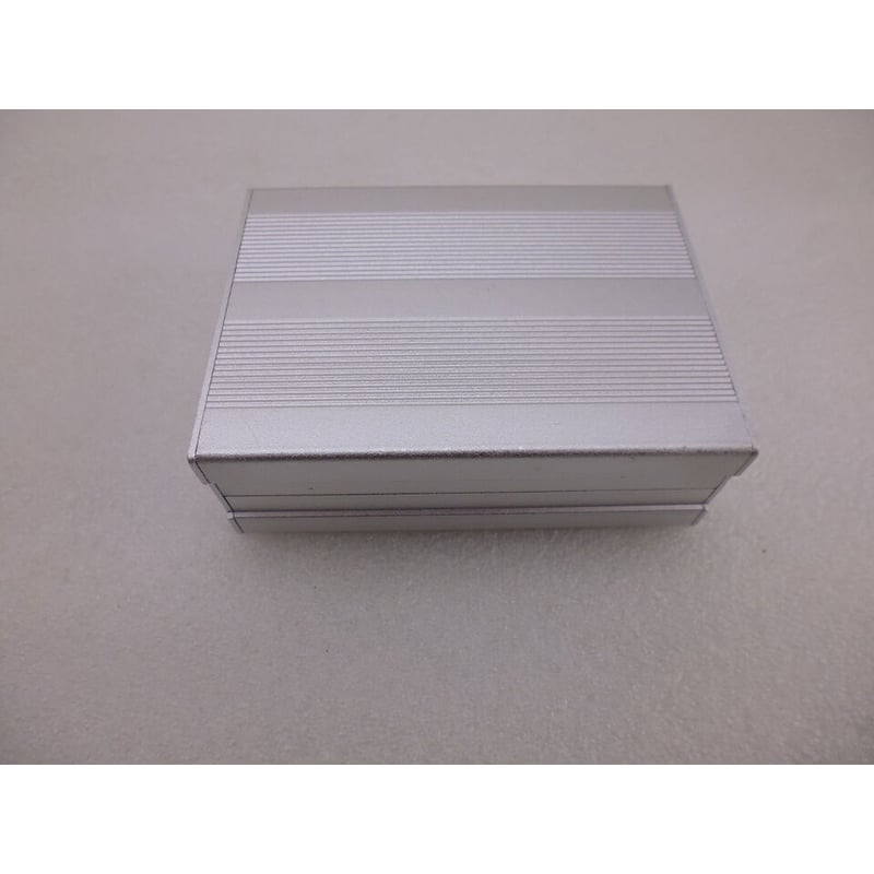 100×76×35 mm 高級アルミケース ( ZHW-652 ) | 高品質低価格のラジオ