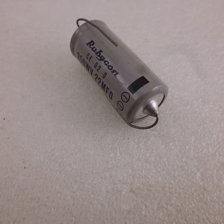 4個セット チューブラ電解コンデンサ 22uF- 315V  RUBYCON  ( ZHW-ETC-732 )