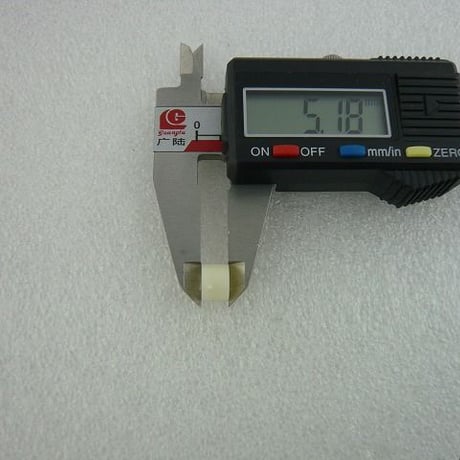 20個セット  Φ7-M3-L5 プラスチックスペーサー   ( ZHW-229 )