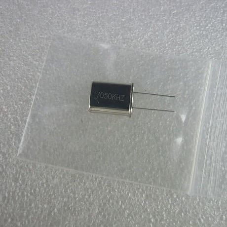 7050KHz HC-49U Type 水晶振動子  ( ZHW-HAM-021 )