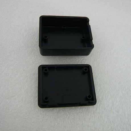 47×37×18mm MINI PLASTIC CASE 色：黒  ( ZHW-380 )