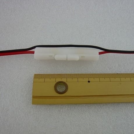 6×30 TYPE 中間FUSE HOLDER  ( ZHW-218 )