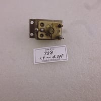 取付金具付 中古品 エアーバリコン 4pF  ( ZHW-ETC-758 )