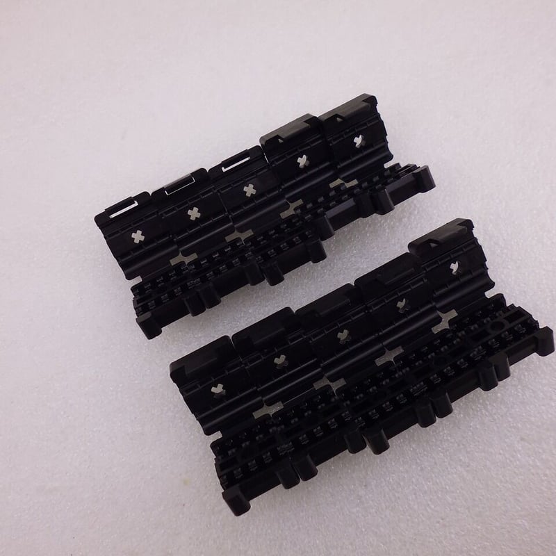 10個セット 角ブーム用 Φ5アンテナエレメントホルダー ( ZHW-756