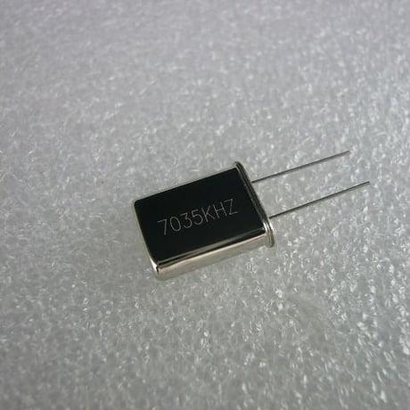 7035KHz HC-49U Type 水晶振動子  ( ZHW-HAM-018 )