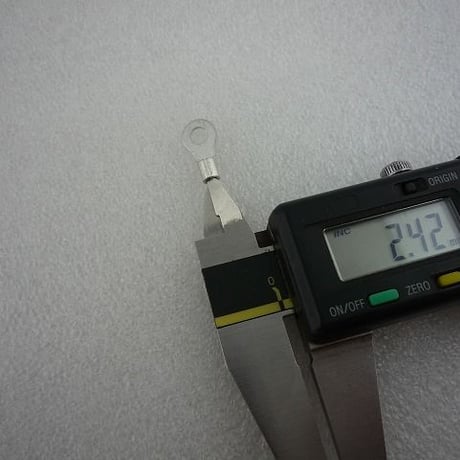 20個セット  1.5-2.5mm2 線用 丸端子  黄/緑 絶縁キャップ付き  ( ZHW-446 )