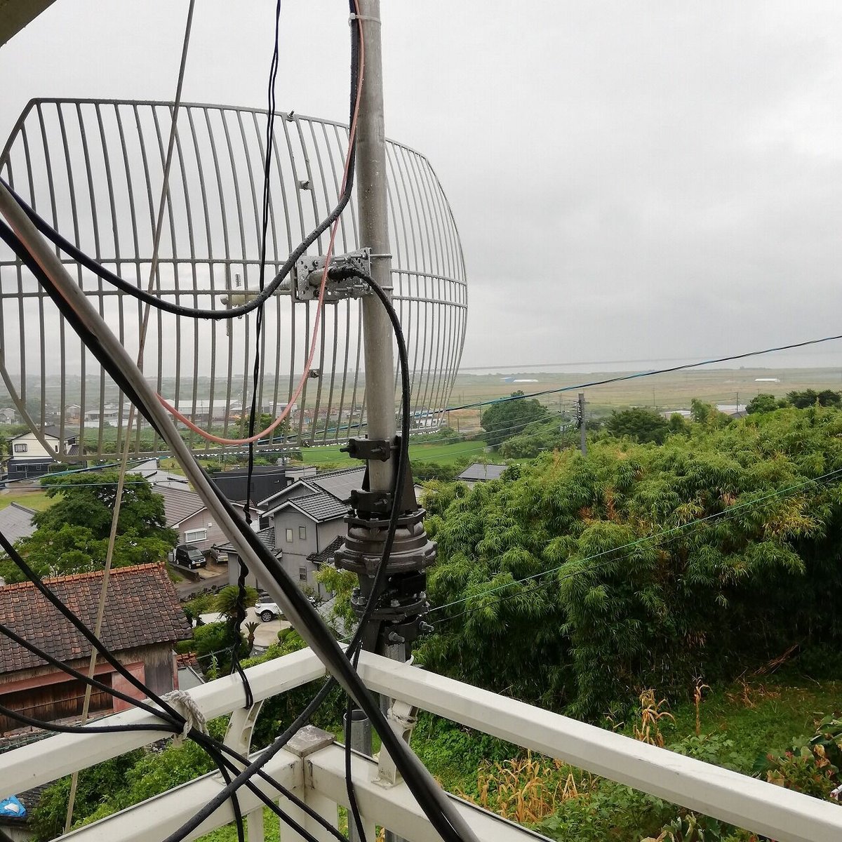 値下げ】2.4mΦグリッドパラボラアンテナ反射板