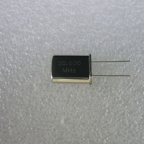 50.600MHz HC-49U Type 水晶振動子   ( ZHW-HAM-028 )