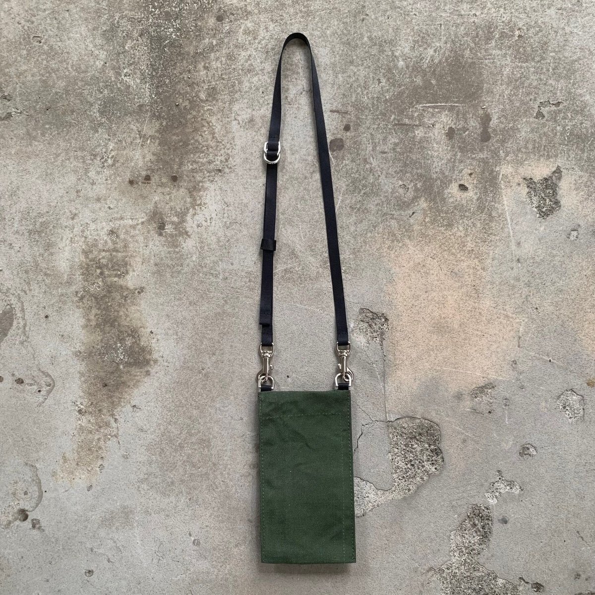 ARUMO スマホショルダーバッグ / リメイクA | ARUMO OnlineStore