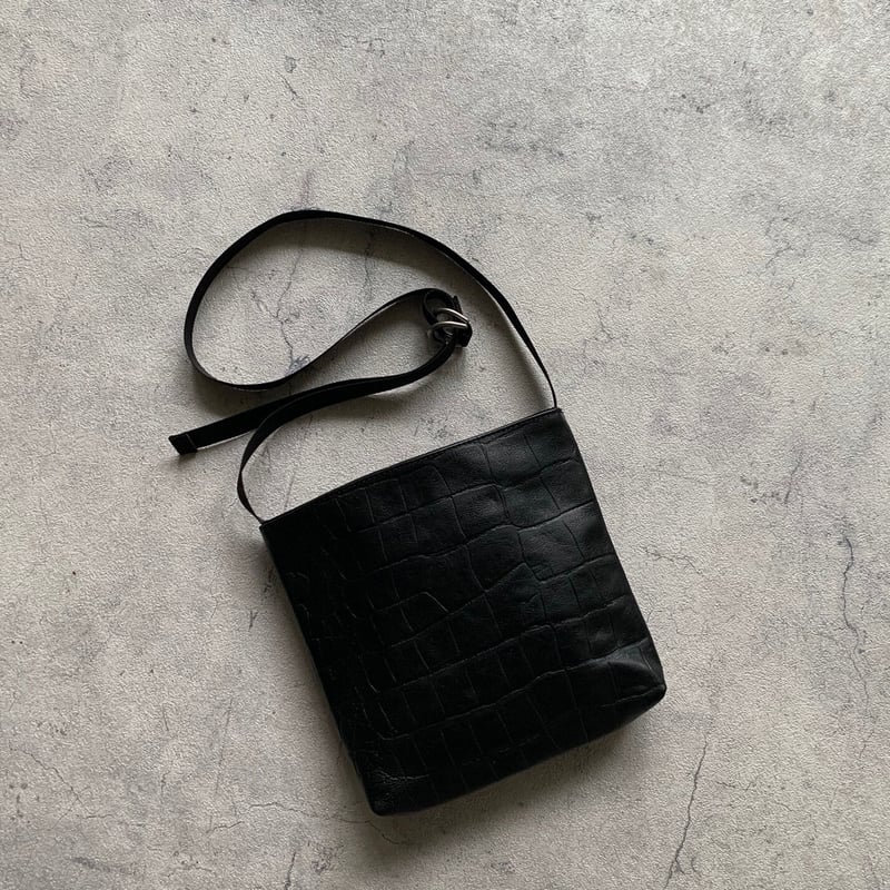 ARUMO レザーショルダーバッグD / ブラック＋クロコ | ARUMO