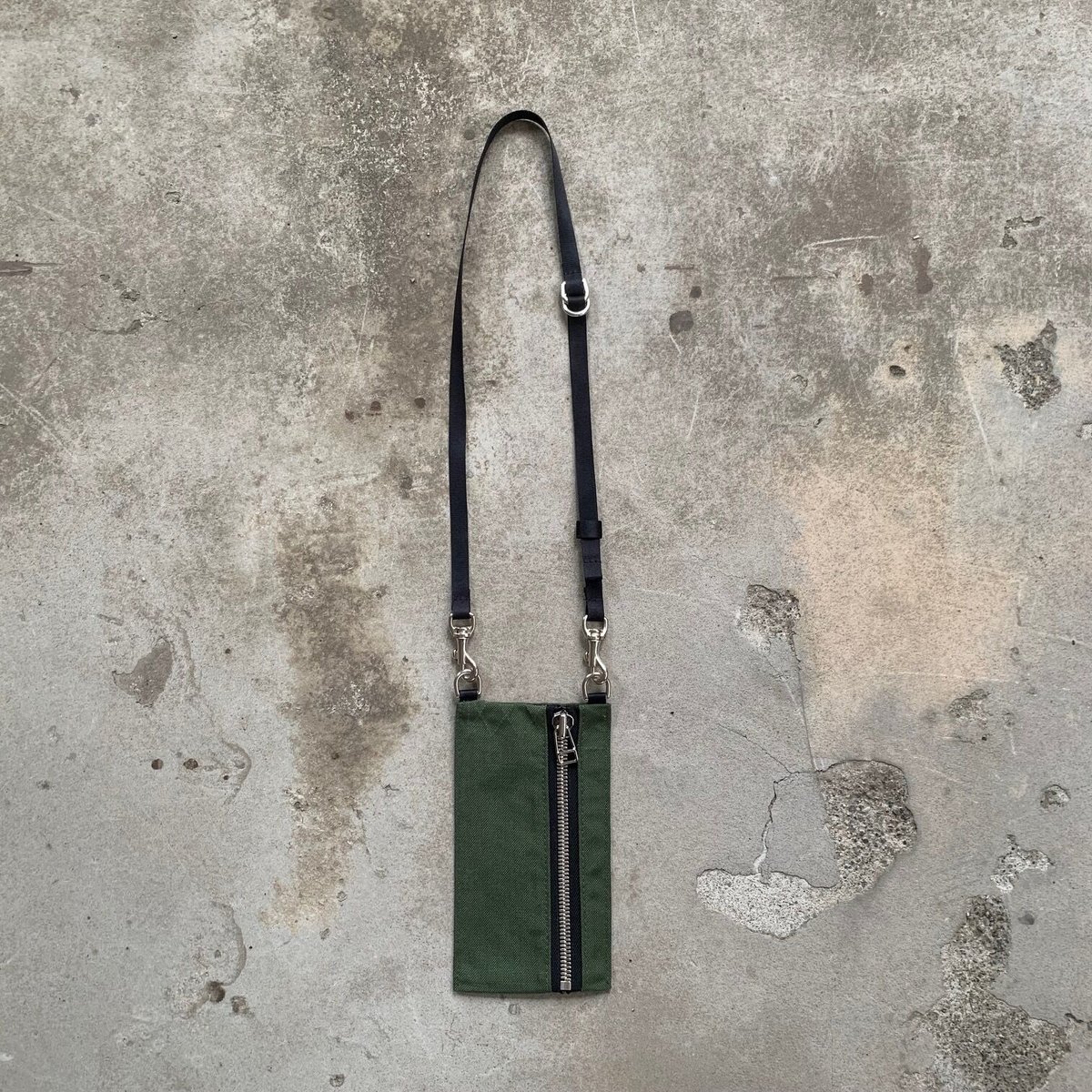 ARUMO スマホショルダーバッグ / リメイクA | ARUMO OnlineStore