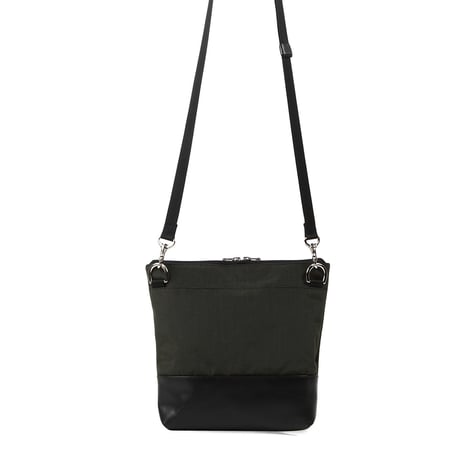 ARUMO  ジップレザーショルダーバッグD /  カーキｘブラックレザー  